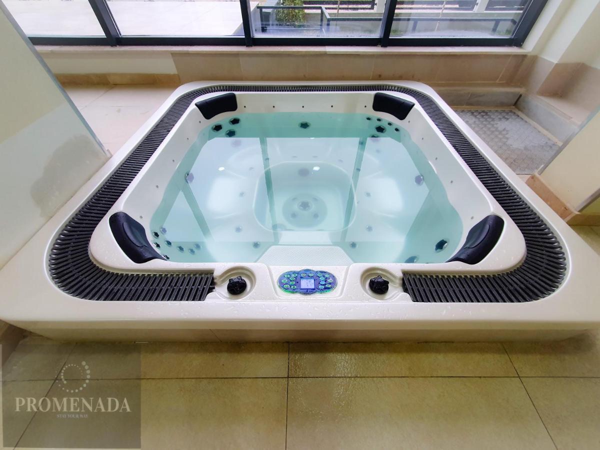 Visum Aparthotel Pool & Spa Mamaia Nord Нэводари Экстерьер фото